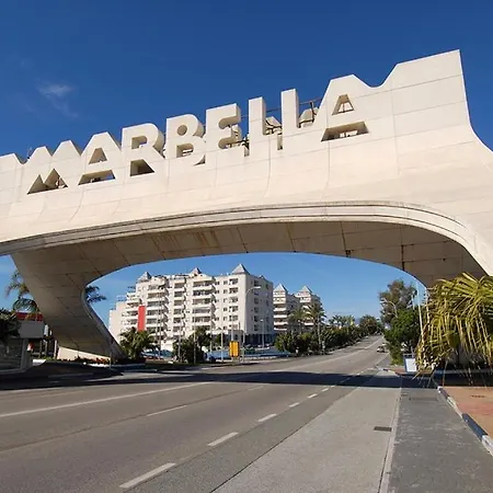 Botel Chiripa Marbella